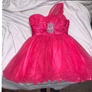 Dancing Queen Shoulder Strap Sleeveless Dress